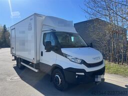 Iveco Daily 70C18 – 8-pallet box truck with 2 sets of ti