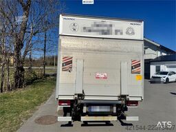 Iveco Daily 70C18 – 8-pallet box truck with 2 sets of ti