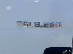 MAN TGL 8.220 4x2 box truck – 115,000 km – tail lift a