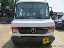 Mercedes-Benz 0813 VARIO