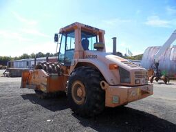 Ammann ASC 200 HTPD inkl. Planierschild