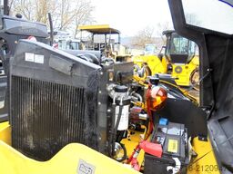 Bomag BW 138 AD-5 inkl. Splittstreuer