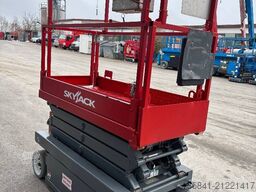 SkyJack SJ3219 - 7,80m Elektro Scherenarbeitsbühne