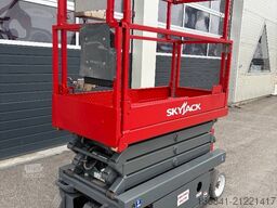 SkyJack SJ3219 - 7,80m Elektro Scherenarbeitsbühne