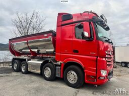 Mercedes-Benz Arocs 3558 8x4 Asphalt Truck – 165,000 km!