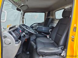 Nissan Cabstar 35.12 NT400 GSR E179T