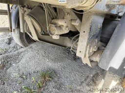 Maur Bilpåbygg 3-axle tipping semi-trailer for sale as a repair o