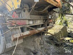 Maur Bilpåbygg 3-axle tipping semi-trailer for sale as a repair o