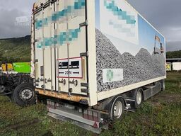 Tyllis trailer with chip body and tipper – hydraulic side