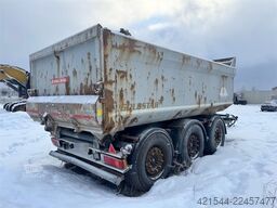 Maur Triple-Axle Trailer
