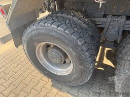 MERCEDES-BENZ Arocs 4145 8X6 Kipper Schwarzmüller