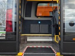 MERCEDES-BENZ Sprinter 517 Heckniederflur Vorlauffahrzeug