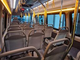 MERCEDES-BENZ Sprinter 517 Heckniederflur Vorlauffahrzeug