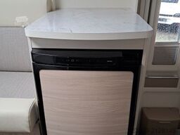 EURAMOBIL Activa One AO 630 LS Markise + Fahrradträger