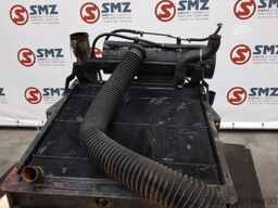 Renault Occ radiator + expansievat Renault 87cm hoog x 70