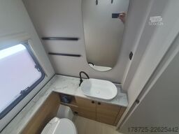 ADRIA Adora 673 PK Backofen Truma Combi 6