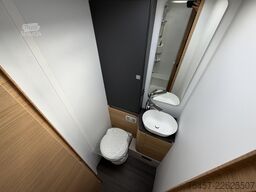ADRIA Matrix 60Y 650 DL Truma E, Markise, Fussbodenh.