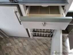 KNAUS Südwind 485 N 2 x Sitzgruppe -Nr. 57  (7)