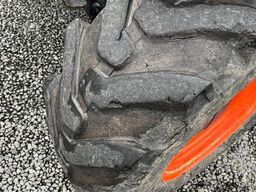 BOBCAT T35.105LB Teleskoplader 7600 Kg Gabel Schaufel