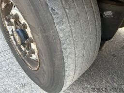 Krone Profi Liner / Curtainside / Loadlift 2000 kg / ...