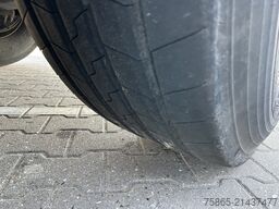 Renders Euro 800 / Multi Container Chassis / 20-30-40-4...