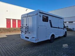 CARADO T 338s Markise / Radträger / Alufelgen