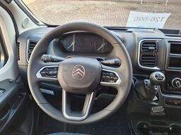 CARADO T 338s Markise / Radträger / Alufelgen