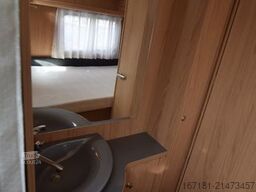 BÜRSTNER Belcanto 455 TS mit  Panoramavorzelt