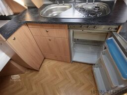 BÜRSTNER Belcanto 455 TS mit  Panoramavorzelt