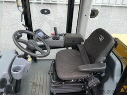 Caterpillar CS68B