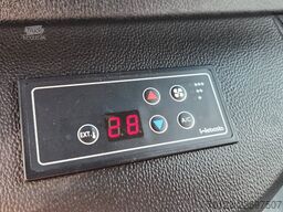 MERCEDES-BENZ 30 Sitzer Schul- Transferbus 519 Lagerfahrzeug