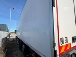 Renault D WIDE 320 DTI