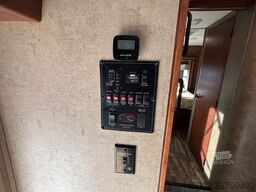 Ford E 450 Forest River USA Sunseeker LPG GAS NEU 4 X SLIDEOUT