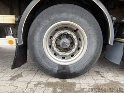 HRD Curtainsider / Planenauflieger / Gardin