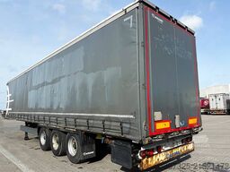 Krone Curtainsider / Planenauflieger / Gardin
