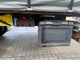 Krone Curtainsider / Planenauflieger / Gardin