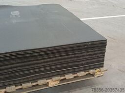 Diversen Occ lot zwarte bekledingsmatten