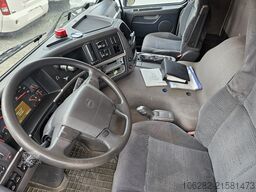 Volvo FM330 Multizone Lenk u. Kühlkoffer