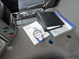 Volvo FM330 Multizone Lenk u. Kühlkoffer