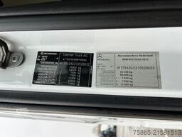 Mercedes-Benz Actros 2542 Gigaspace 6x2 / 429 dkm / NL Truck ...