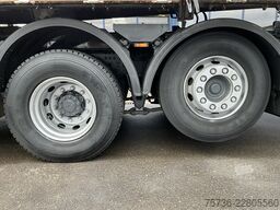DAF FAX CF 480 Kipper met HMF 21 Tonmeter laadkraan