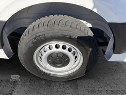 VW Crafter L4H3 7 Sitzer Automatik AHK 270° Türen