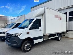 Mercedes-Benz Sprinter 4x4 Box Van – 8 Pallets