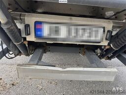 Mercedes-Benz Sprinter 4x4 Box Van – 8 Pallets