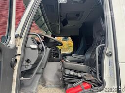 Volvo FMX500 Tridem Hooklift Truck – Without Container –