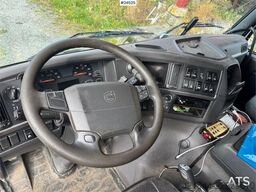 Volvo FMX500 Tridem Hooklift Truck – Without Container –