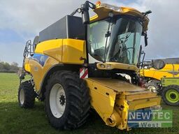 New Holland CR 980
