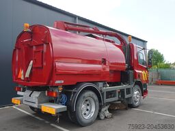 DAF 65.180 ATI STREET SWEPER RH DRIVE MANUAL GARBOX...