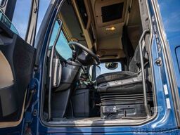 MERCEDES ACTROS 1848 LS