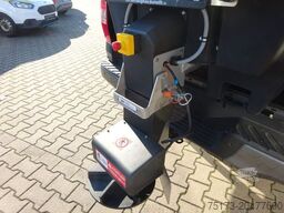 FORD Ranger XLT 4x4 DoKa Winterdienst Streuer Pflug